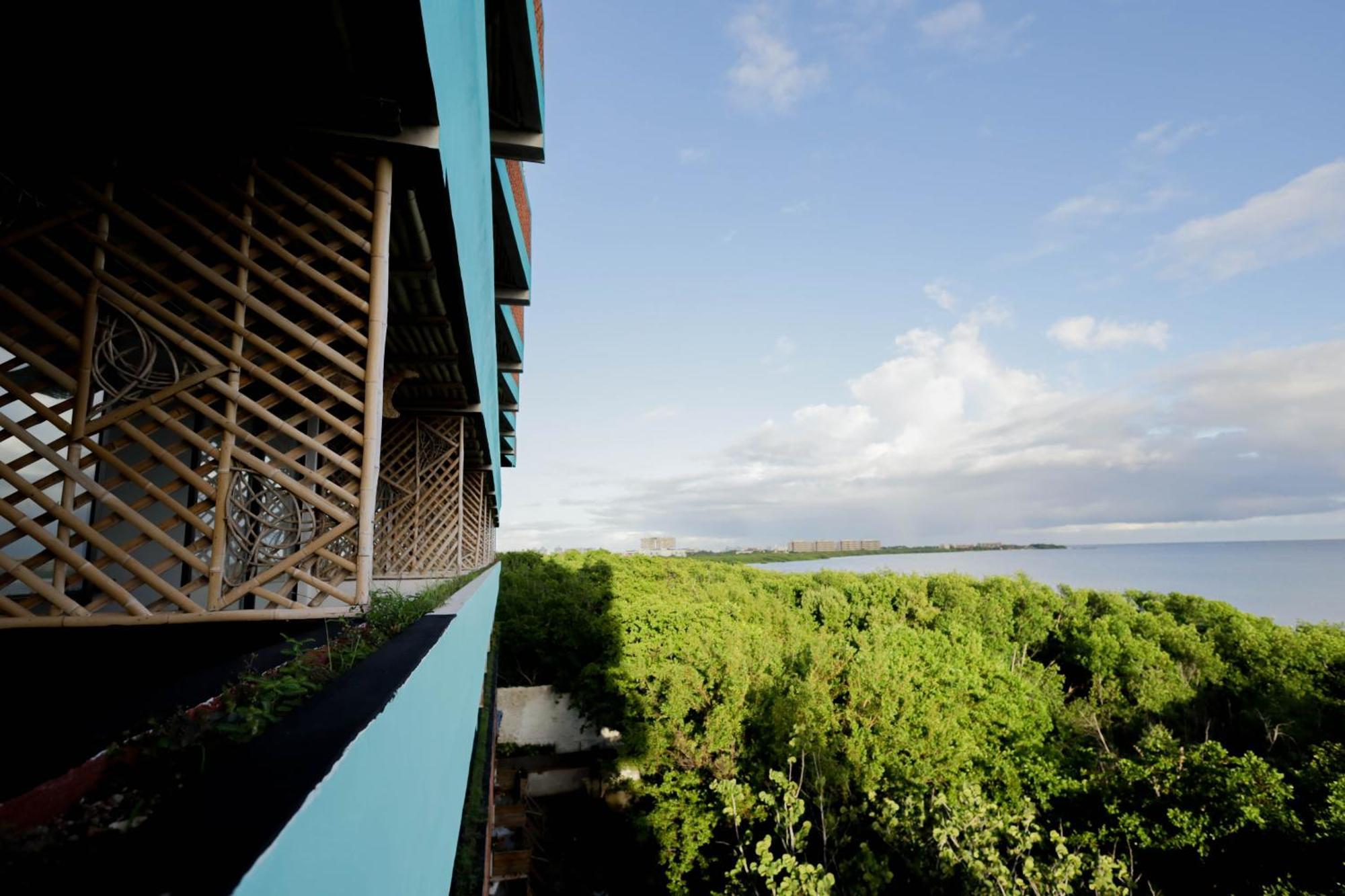 Akuazul Resorts Adults Only Cancún Exterior foto